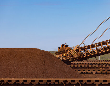 iron ore reclaimer stacker 2