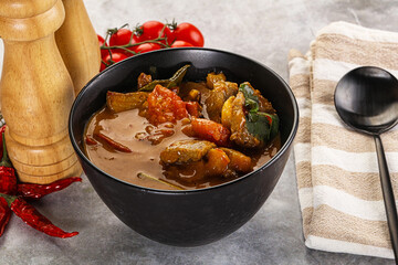 Yellow Thai curry with beef