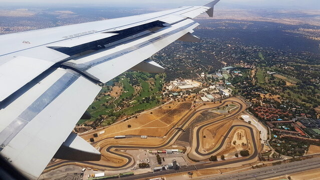 Jarama circuit from airplane wing