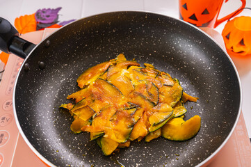 カボチャのチーズガレット作り