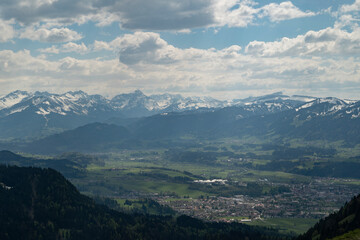 Fototapeta premium An extraordinary mountain landscape with the Alps in Germany