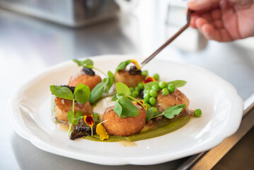 scallop, delicious, meal, gourmet, fresh, tasty, restaurant, dinner, seafood, fish, scallops, peas, appetizer, chef 