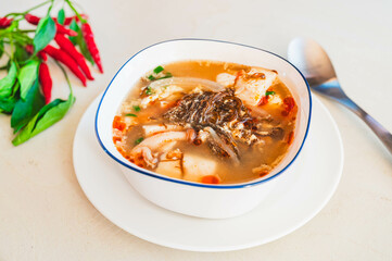 もずくのピリ辛中華スープ