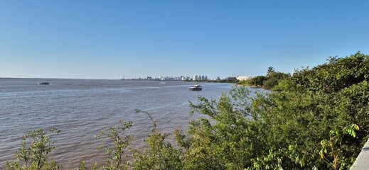 Região central de Porto Alegre, vista do Parque do Pontal.