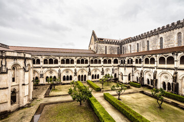 Obraz premium Cloister of Silence at Alcobaca monastery, Mosteiro de Santa Maria de Alcobaca at Alcobaca, Portugal