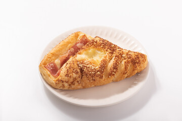 チーズのハムデニッシュ