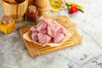 Raw turkey breat fillet cubes
