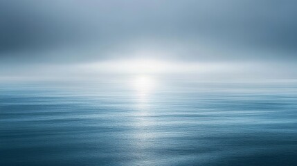 Obraz premium calm ocean and sky merging at horizon