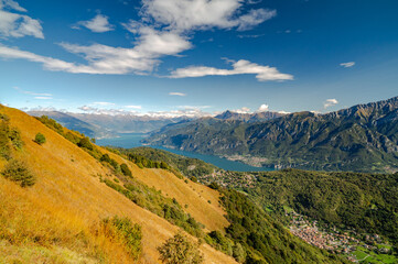 Panorama of Lake Como, photographed in autumn from Monte San Primo, with the surrounding villages and mountains.
