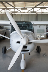 Small private lightweight propeller airplanes