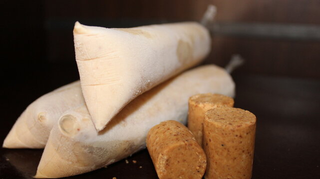 dindim, picole, sacole sorvete, gourmet, pacoquita, geladinho, helado, amendoim