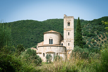 Fototapeta premium view of an ancient medieval abbey in tuscany in the val d'orcia area