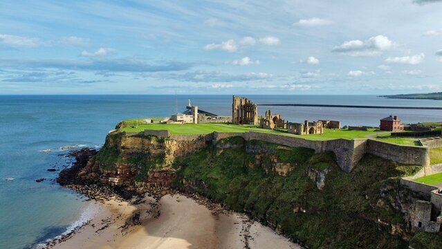 tynemouth priory castle ruins 