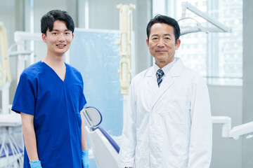 歯医者　歯科医師　歯科衛生士