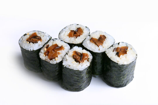 Oshinko Maki, Maki sushi rolls, pickled radish rolled with sushi rice wrapped by dried seaweed Japanese food style 