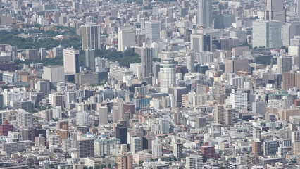 札幌藻岩山の展望台から見た札幌中心部のビル群の写真