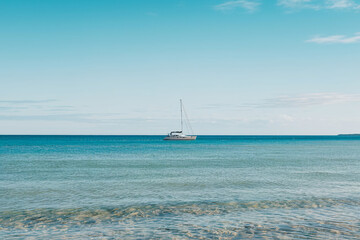 Obraz premium boat on the sea