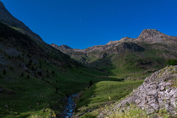 Obraz premium noche en la Cabaña del Cebillonar