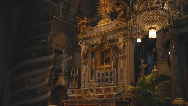 Stunning altar The Basilica of Santa Maria in Aracoeli, filled with artistry and spiritual essence