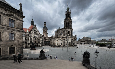 Obraz premium Splendid historic, ravaged in WWII, city center architecture in Dresden, Germany.