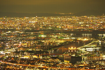 Fototapeta premium 光に包まれた都市