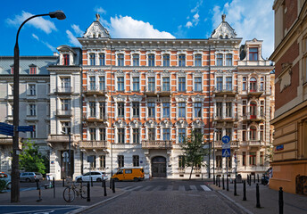 Naklejka premium Warszawa - Restored tenement house Foksal street, modernization of the year, beautiful Polish neo-Renaissance, revitalization, historical architecture of Warsaw
