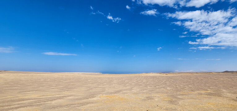 SANDY DESERT. PARACAS NATIONAL RESERVE. PARACAS, PERU.