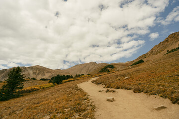 Obraz premium mountain road in the mountains