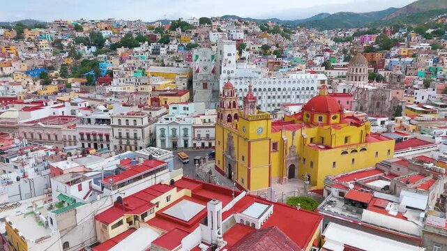 Aerial Odyssey Over Guanajuato: Stunning Drone Footage of Mexico's Colonial Gem, from University to Basilica, Revealing Historic Landmarks and Vibrant City Life.