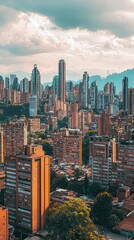 Obraz premium A stunning urban skyline showcasing modern architecture against a dramatic sky, capturing the essence of city life and development.