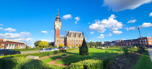 Calais (Pas de Calais / France) - Beffroi et Hôtel de ville	