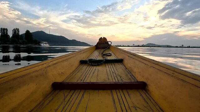 Boat floating in Dal Lake, Srinagar