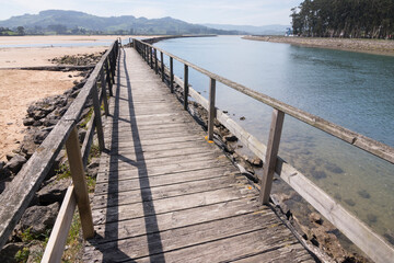 Fototapeta premium wooden bridge over the river