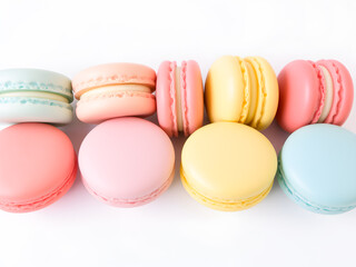 Obraz premium Colorful macaroons isolated on white background. Sweet macaroon.