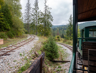 The Kysuce-Orava forest railway was a headland railway and was one of the most important forest railway lines in Slovakia.The locomotive alternately pushed and pulled the set.