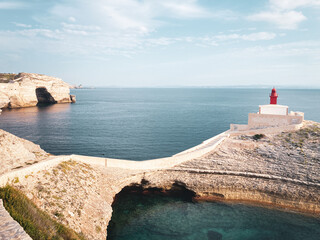 phare de la madonett, bonifacio, lighthouse, red, blue sky