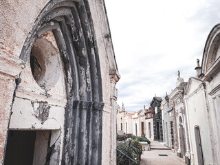 Cimiteriu Marinu di Bunifaziu, creepy, abandoned, brittle stone, stone house, Bonifacio, Corsica