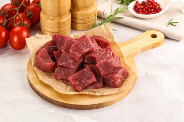 Raw beef cubes for cooking