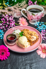 Pyszne Napoje, Drink, Orzeźwiający Drink, Koktajle, Drink Zimowy, Napoje Na Czas Zimowy, Mixology , Drink Na Wieczór, orange, śmietana, mleko, jedzenie, herbata, napój, beza, kawa, sernik, 