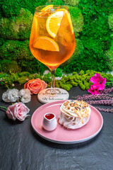 Pyszne Napoje, Drink, Orzeźwiający Drink, Koktajle, Drink Zimowy, Napoje Na Czas Zimowy, Mixology , Drink Na Wieczór, orange, śmietana, mleko, jedzenie, herbata, napój, beza, kawa, sernik, 