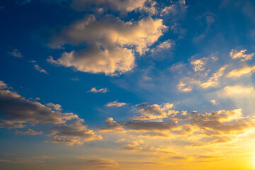 Enjoy a panoramic view of the skyline. The sun rises in the morning sky with colorful clouds. and beautiful cloud patterns In the soft light of the morning	