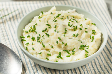 Homemade Chive and Garlic Mashed Potatoes
