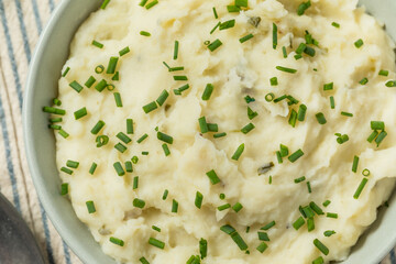 Homemade Chive and Garlic Mashed Potatoes