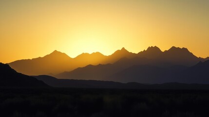 Obraz premium Mountain Silhouette at Sunset