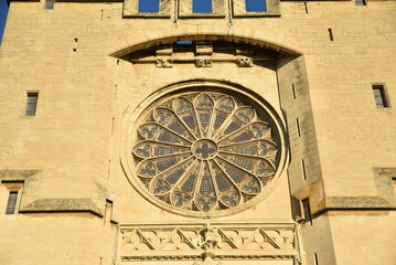 Rosace de la cathédrale Saint-Nazaire à Béziers. France