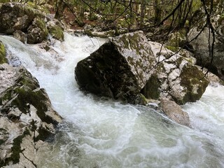 The Šunik water grove or waterfalls on the Lepenca stream (Bovec, Slovenia) - Der Sunik-Wasserhain oder Wasserfälle am Bach Lepenca (Bovec, Slowenien) - Šunikov vodni gaj v Lepeni (Bovec, Slovenija) © Mario
