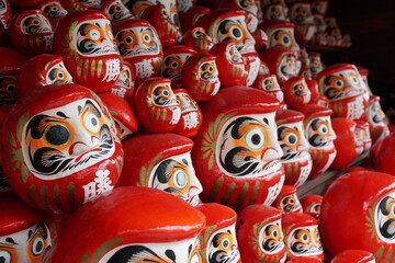 Fototapeta premium japnese temple dolls