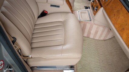 Passenger seat bottom