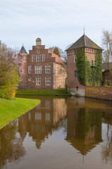 Obraz premium Wasserburg Gemen, Vorburg West und Schleusenturm