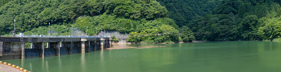Fototapeta premium 小牧ダムのパノラマ風景